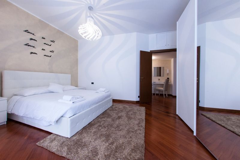 Hemeras Boutique Homes - Design Apartments In Milan Center Eksteriør bilde