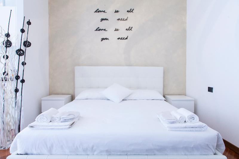 Hemeras Boutique Homes - Design Apartments In Milan Center Eksteriør bilde